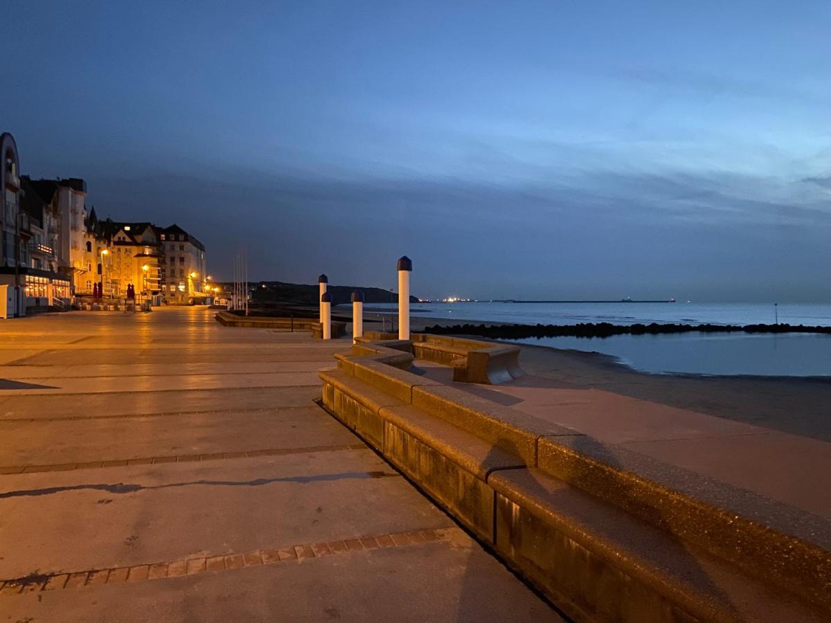 Le Bon Endroit En Bord De Mer, Vue Mer , Parking Et Wifi Wimereux Esterno foto