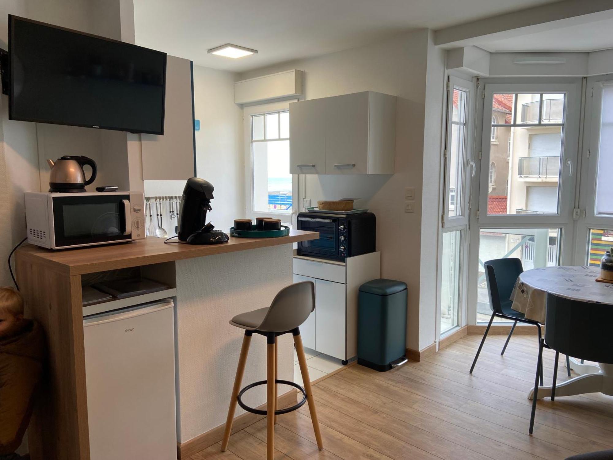 Le Bon Endroit En Bord De Mer, Vue Mer , Parking Et Wifi Wimereux Esterno foto