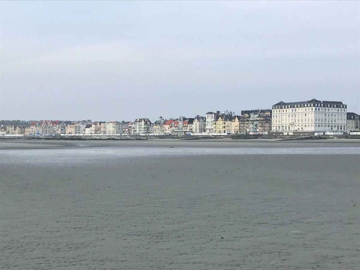 Le Bon Endroit En Bord De Mer, Vue Mer , Parking Et Wifi Wimereux Esterno foto